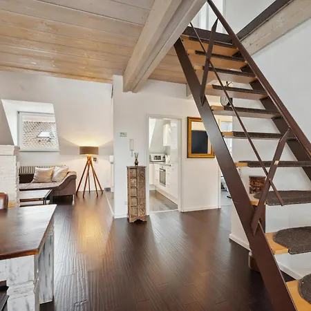 Exquis Maisonette Design Jacob I Stadtmitte I Klimaanlage I Balkon I 2 Parkplaetze I Netflix 뵈브링엔