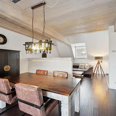 아파트 Exquis Maisonette Design Jacob I Stadtmitte I Klimaanlage I Balkon I 2 Parkplaetze I Netflix *