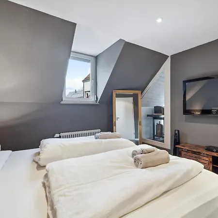 Exquis Maisonette Design Jacob I Stadtmitte I Klimaanlage I Balkon I 2 Parkplaetze I Netflix 뵈브링엔
